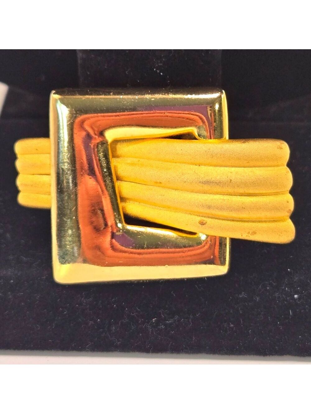 Vintage Venue USA Gold Tone Geometric Buckle Brooch Pin Modernist Statement